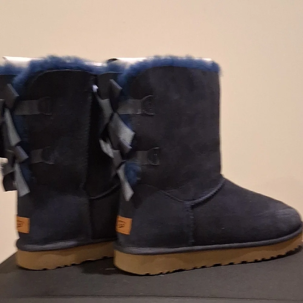 UGG Women's Blue Winter Boots with Bows - Picture 5 of 14